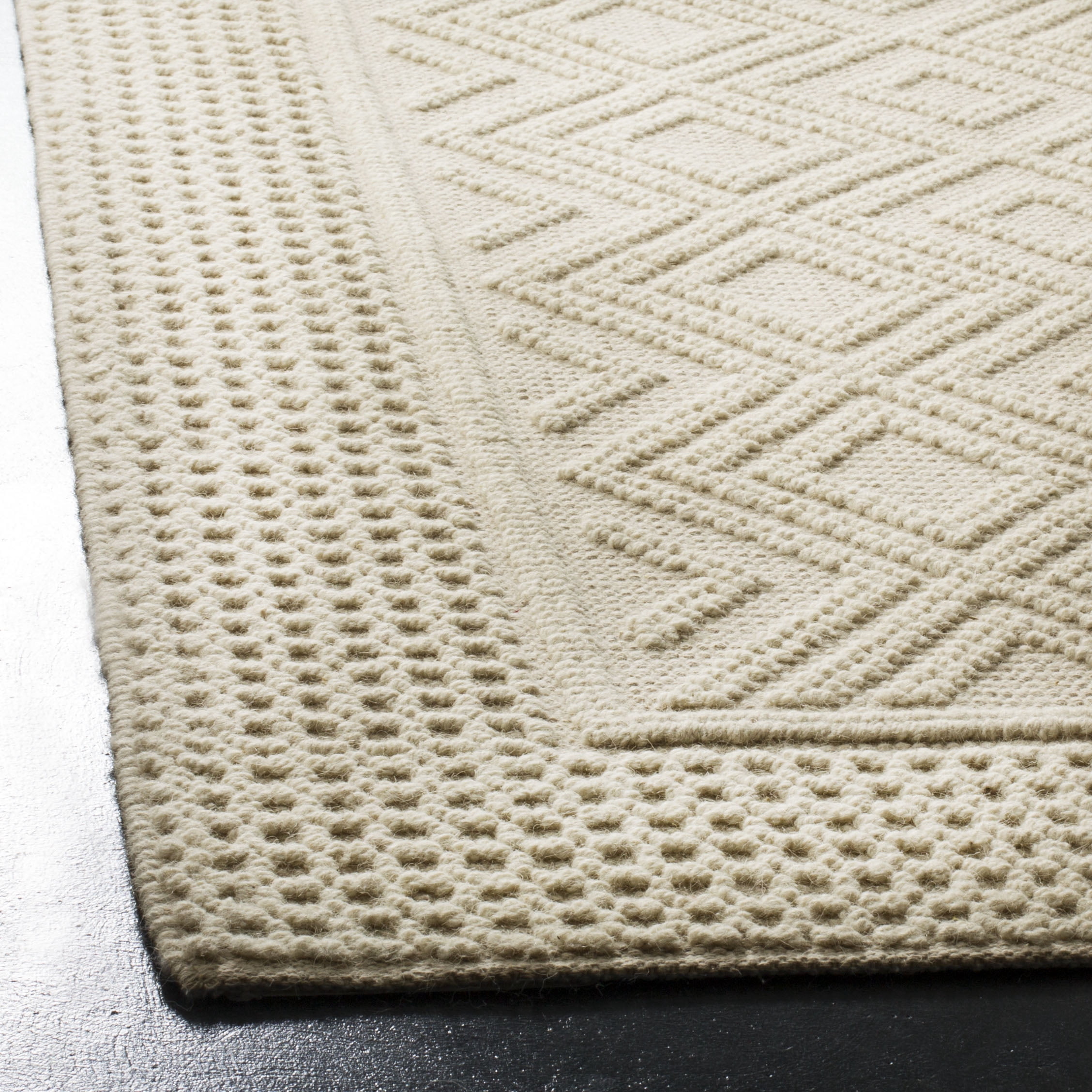 SAFAVIEH Vermont Hyde Geometric Runner Rug, Ivory, 2'3" x 6'