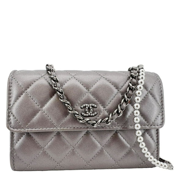 Pre-Owned Chanel Pearl My Shoulder Mini Lambskin Quilted Leather Wallet Silver