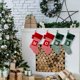 thumbnail image 5 of Medias navideñas bordadas con monograma inicial de 15,8 x 7,8 pulgadas, medias navideñas tejidas a rayas con letras rojas, blancas y verdes para decoración familiar, fiestas y chimeneas de Navidad., 5 of 5