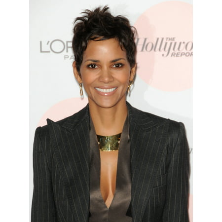 Halle Berry In Attendance For The Hollywood ReporterS Annual Power 100 Women In Entertainment Breakfast Beverly Hills Hotel Beverly Hills Ca December 7 2010 Photo By Dee CerconeEverett Collection (Halle Berry Best Actress)