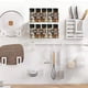 thumbnail image 5 of Organizador de Estante de Especias Adhesivo de Pared, Tira de Condimentos de Plástico para 5 Botellas con Ganchos, Estante de Almacenamiento para Puerta de Gabinete de Cocina que Ahorra Espacio,, 5 of 9