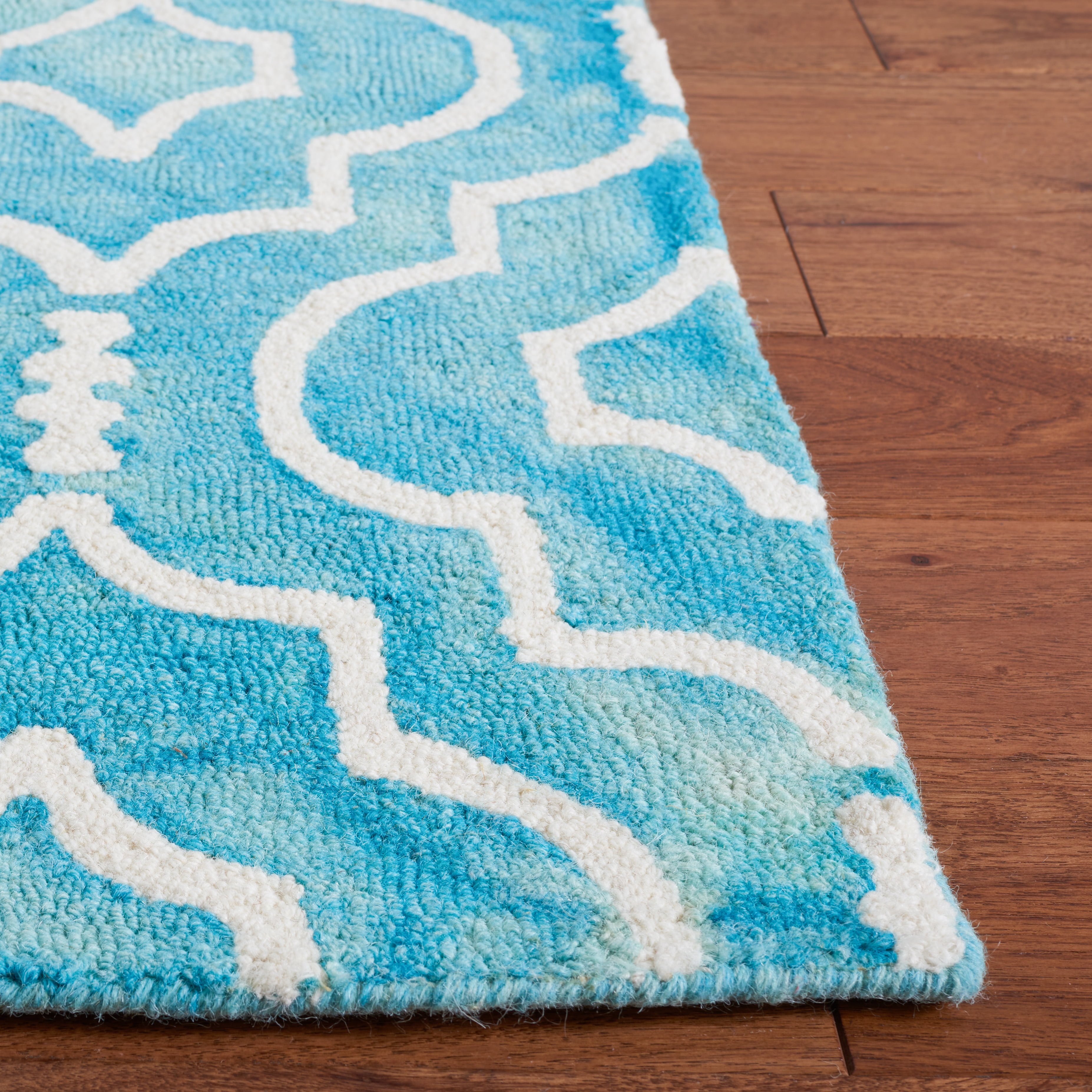 Safavieh Dip Dye Lairos Distressed Wool Area Rug, Turquoise/Ivory, 3' x 5'