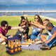 thumbnail image 4 of Cesta portátil de plástico plegable para bebidas para picnics y actividades al aire libre, 4 of 7