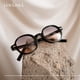 thumbnail image 4 of Lentes de Sol con Protección UV + Estuche - JAWAHRA - Diseños Unisex, 4 of 6
