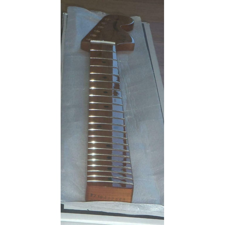 Fender® Vintera 70`s Mod Roasted Maple Strat Neck~9.5