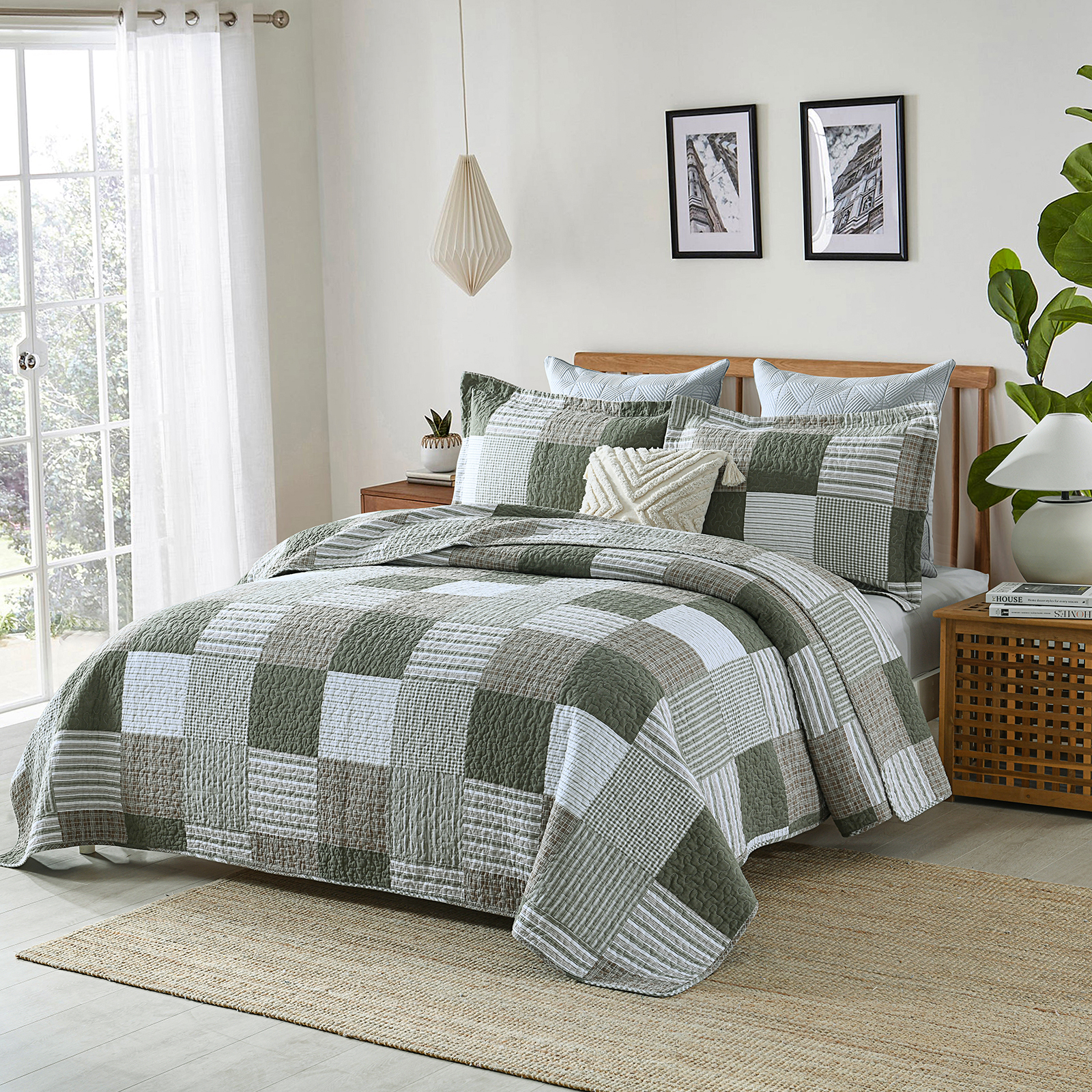 Bedduvit Queen Size Quilt Set - 100% Cotton Green/Moonbeam Patchwork Plaid Queen Size Quilt Bedspread, Farmhouse Lightweight Winter Fall Comforter Set/Bedding Set for All Season, 3-Piece (98"x90")