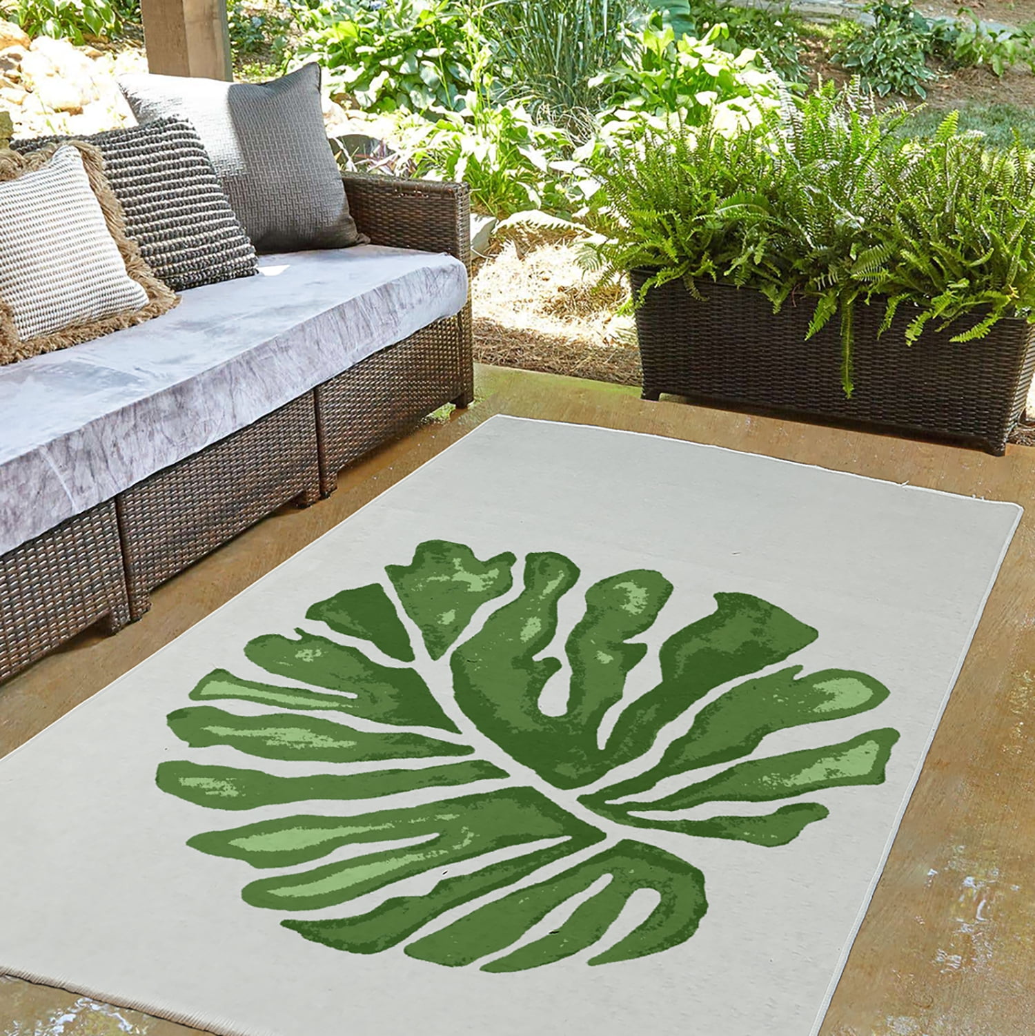 Simply Daisy 3' x 5' Green Big Leaf Spring Chenille Indoor/Outdoor Rug