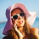 thumbnail image 4 of Gafas de Sol SUNOVELTIES Retro en Colores Neón Clásicas Paquete de 12, 4 of 7