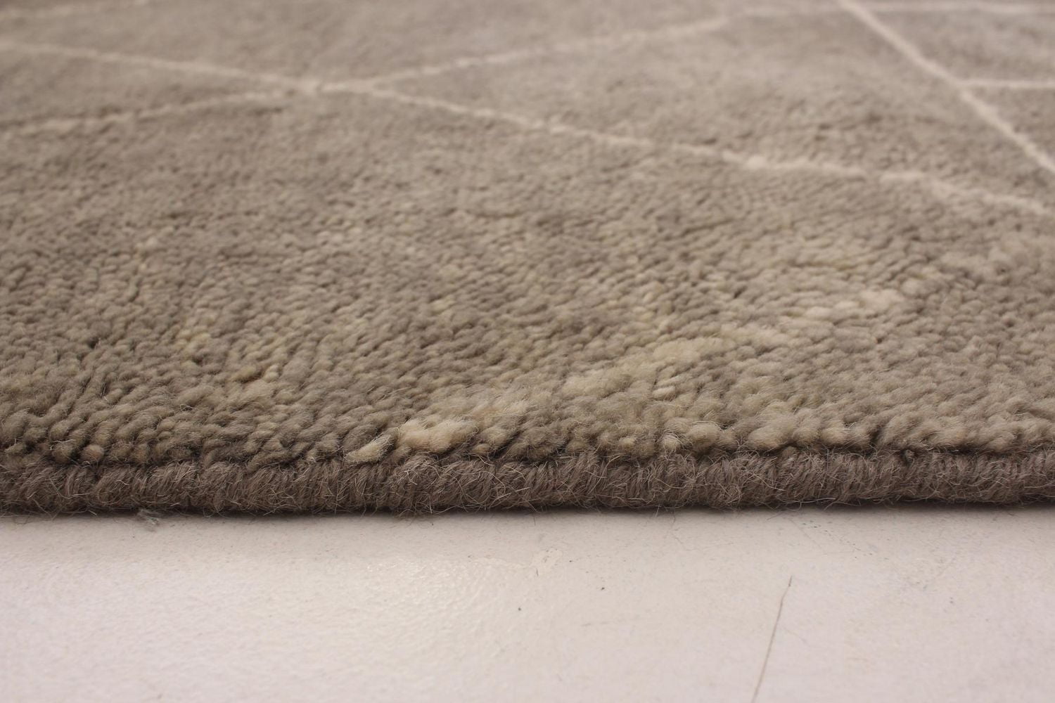 ECARPETGALLERY 5'1" x 8'5" Moroccan Tangier Hand-knotted Area Rug for Living Room, Dining Room and Bedroom in Grey