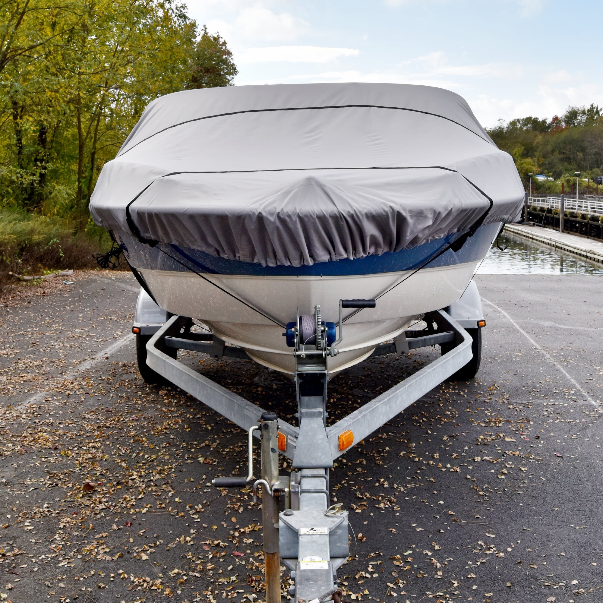 Budge 600 Denier Center Console V-Hull Mooring Boat Cover, Waterproof and UV Resistant, Size BTCCV-4: 16'-18' Long, 106" Beam