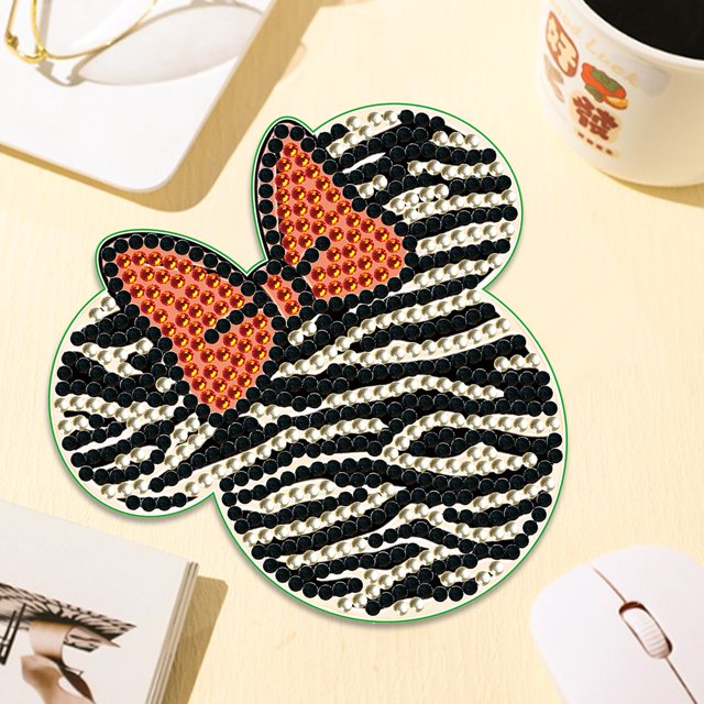 Cuadros Decorativos Kit de posavasos con pintura de diamantes DIY, alfombrilla de copa de diamantes, dibujos animados de Mickey (MZ030) Wdftyju embutido en tela