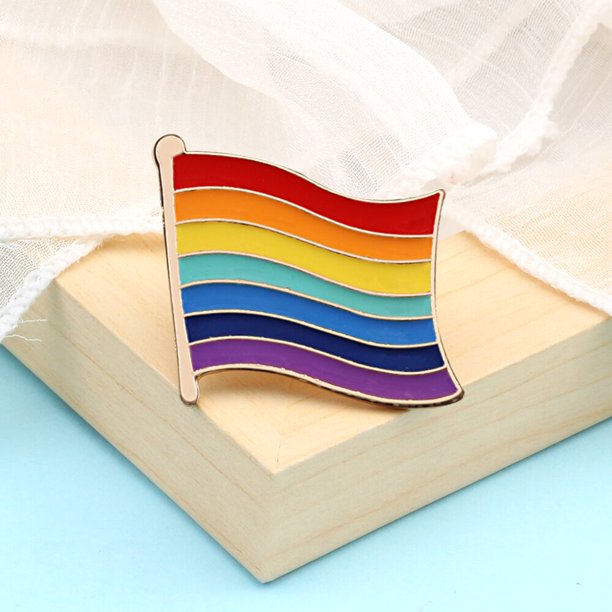 Alfileres de esmalte personalizados LGBTQ orgullo lesbiana Gay Arco Iris bandera broche Pansexual Asexual Bisexual transgénero símbolo corazón insignia joyería Dengxun unisex