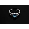 thumbnail image 4 of Anillo Uloveido con circonitas cúbicas chapadas en platino para mujer, 4 of 7