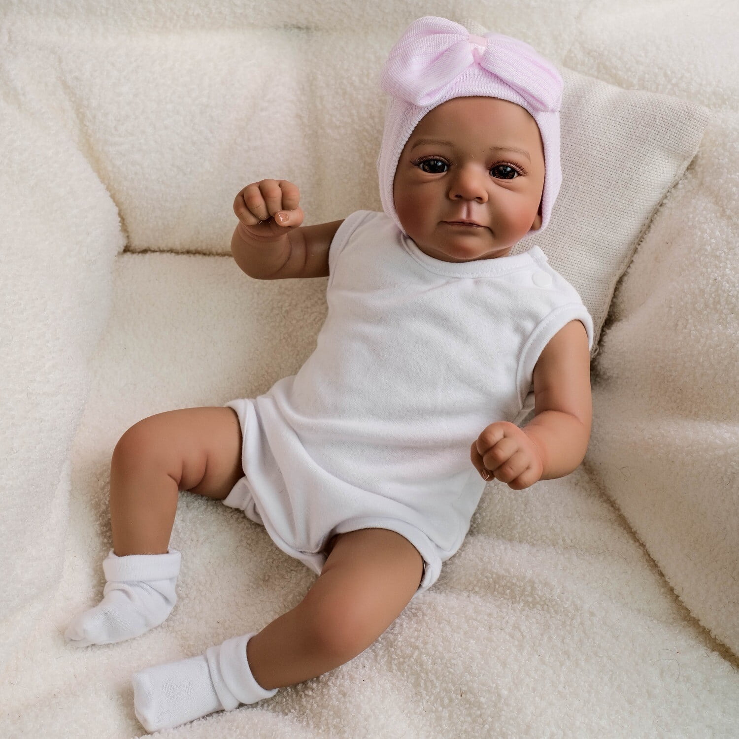Reborn Baby Dolls Black Girl, African American 19 inch Realistic Newborn Baby Dolls with Lifelike Cloth Body Birthday Gift Set for Ages 3+
