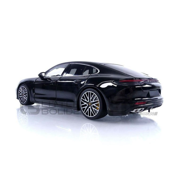 Minichamps 2020 Porsche Panamera Turbo S Black 1:18 Minichamps 2020 Porsche Panamera Turbo S Black 1:18