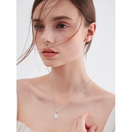 1 Set 1Pc Stainless Steel Letter Rectangle Pendant Necklaces Brass Box Chain Necklaces for Women Men Lead Free & Nickel Free & Cadmium Free Stainless Steel Color Letter B