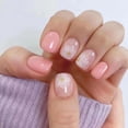 thumbnail image 1 of Uñas postizas cuadradas cortas con flores, uñas postizas brillantes de color rosa, uñas postizas con diseños de flores blancas, bonito kit de uñas acrílicas cortas, diseños de uñas de primavera y vera, 1 of 5