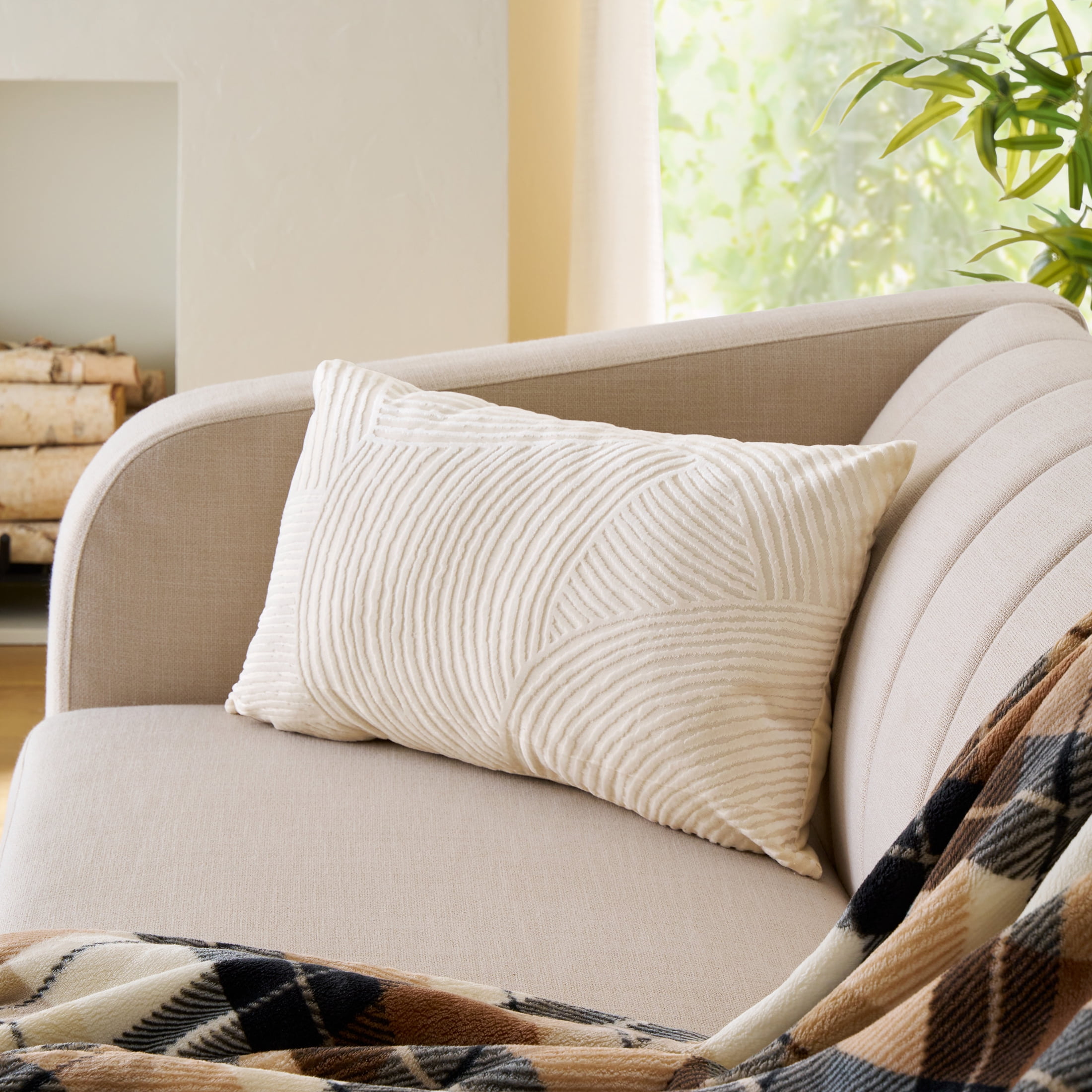 Better Homes & Gardens Waves Vanilla Dream 14" x 24" Decorative Throw Pillow Cover