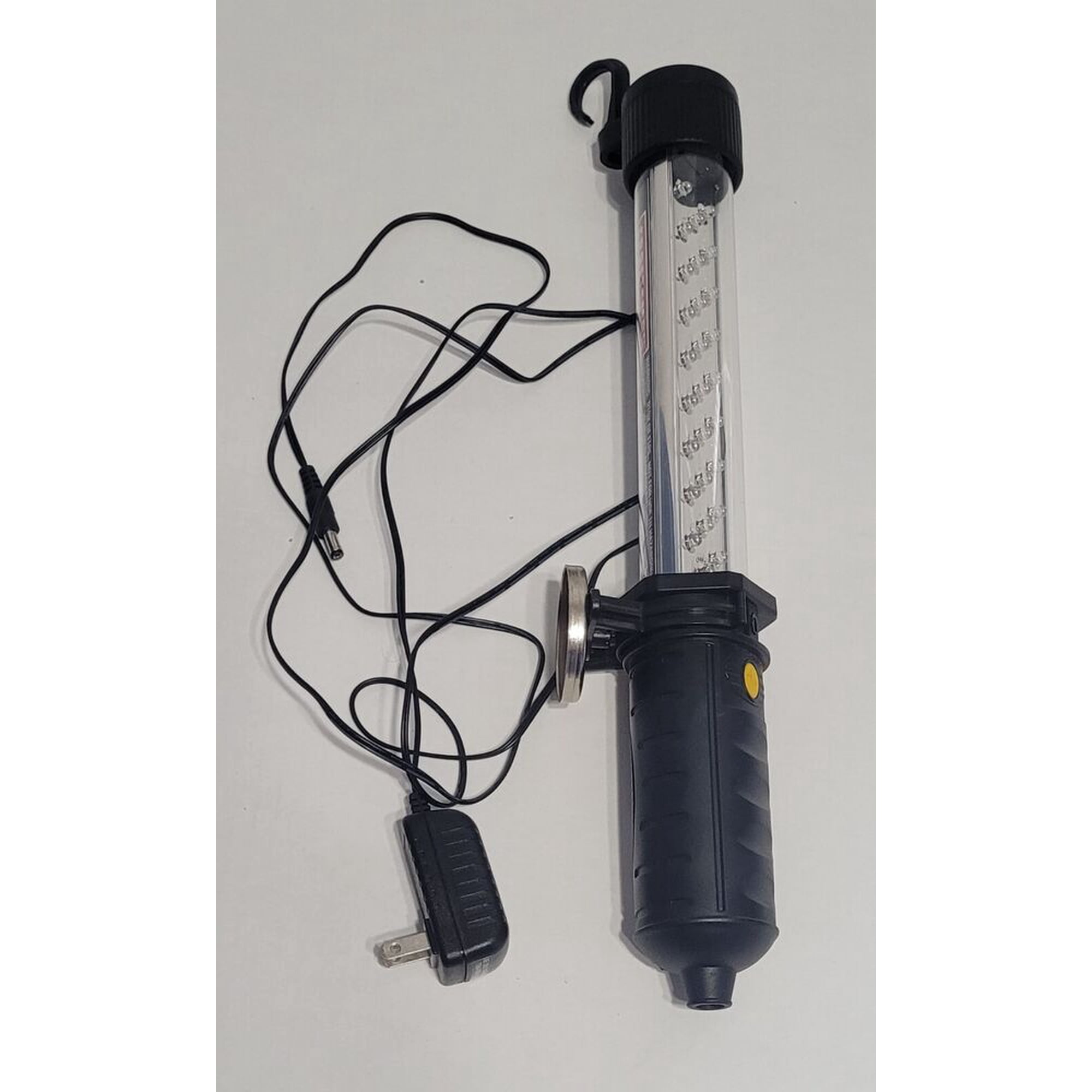 craftsman rechargeable flashlight usb power button 700 Lumens LED Handheld Spotlight Flashlight, 3 Lighting Modes for Camping, Hiking, Fishing, Running, Outages, & Emergencies, 6AA Control the charge on your phone Craftsman 73904 Black Rechargeable Heavy