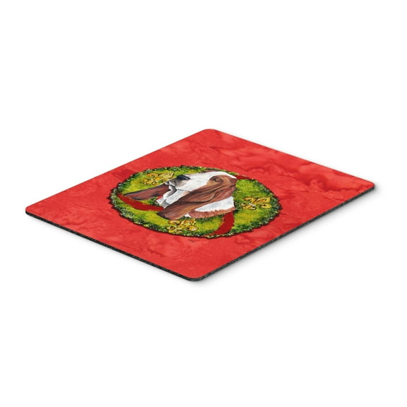 Basset Hound Christmas Wreath Mouse Pad Hot Pad or Trivet