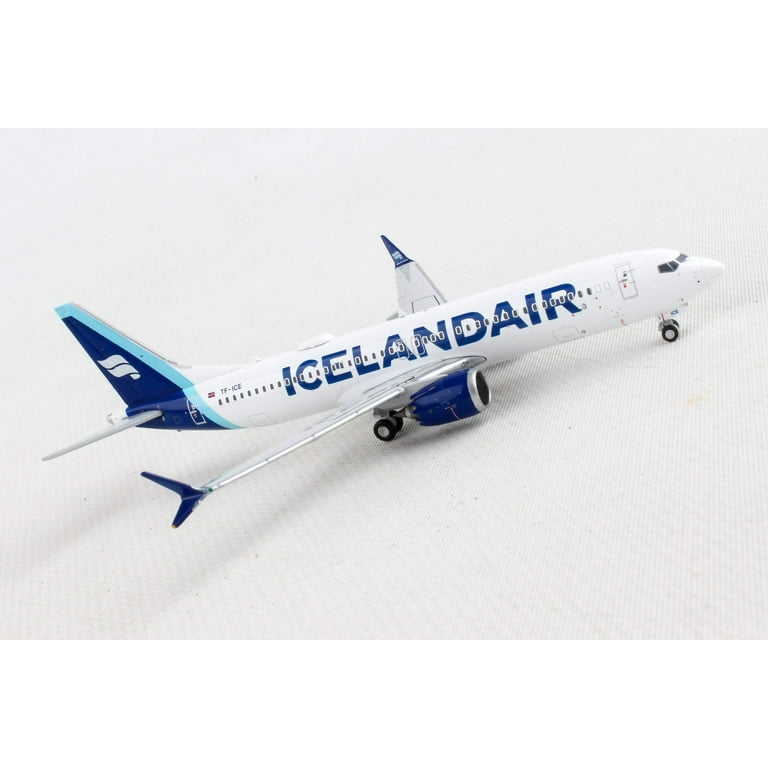 GeminiJets 2123 Icelandair Boeing 737MAX8 'TF-ICE' 1/400 Scale