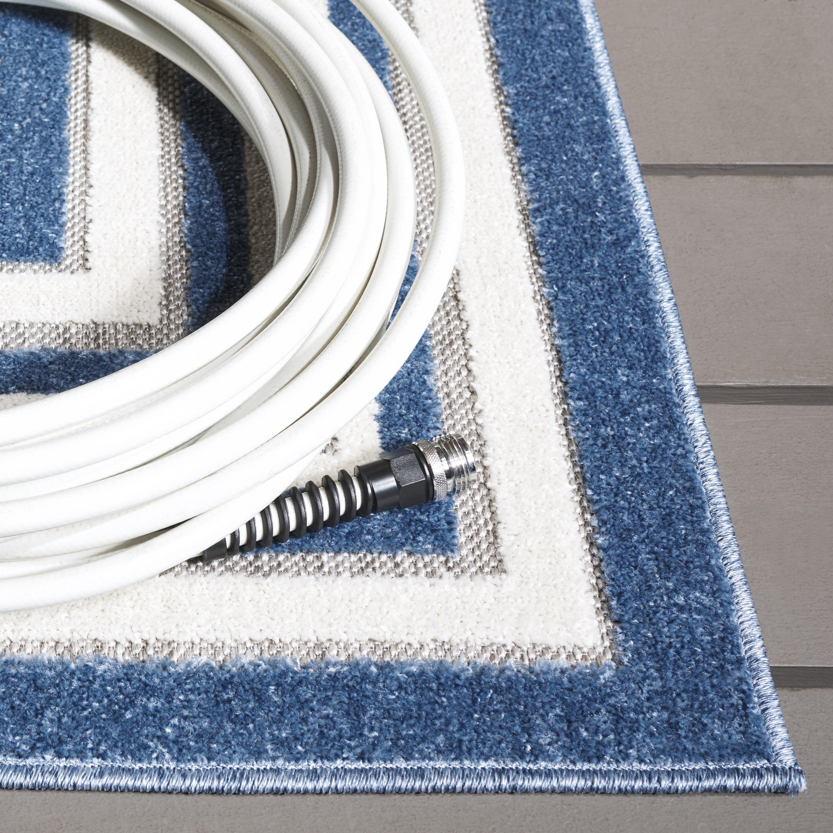 SAFAVIEH Cabana Henry Striped Indoor/Outdoor Area Rug, Light Blue/Ivory, 4'5" x 6'5"