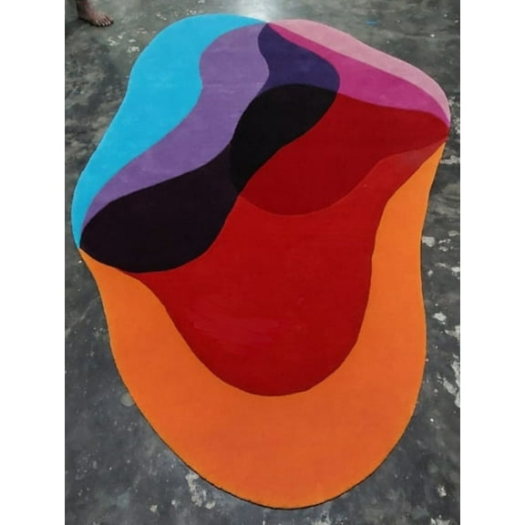 Hand tufted wool rug