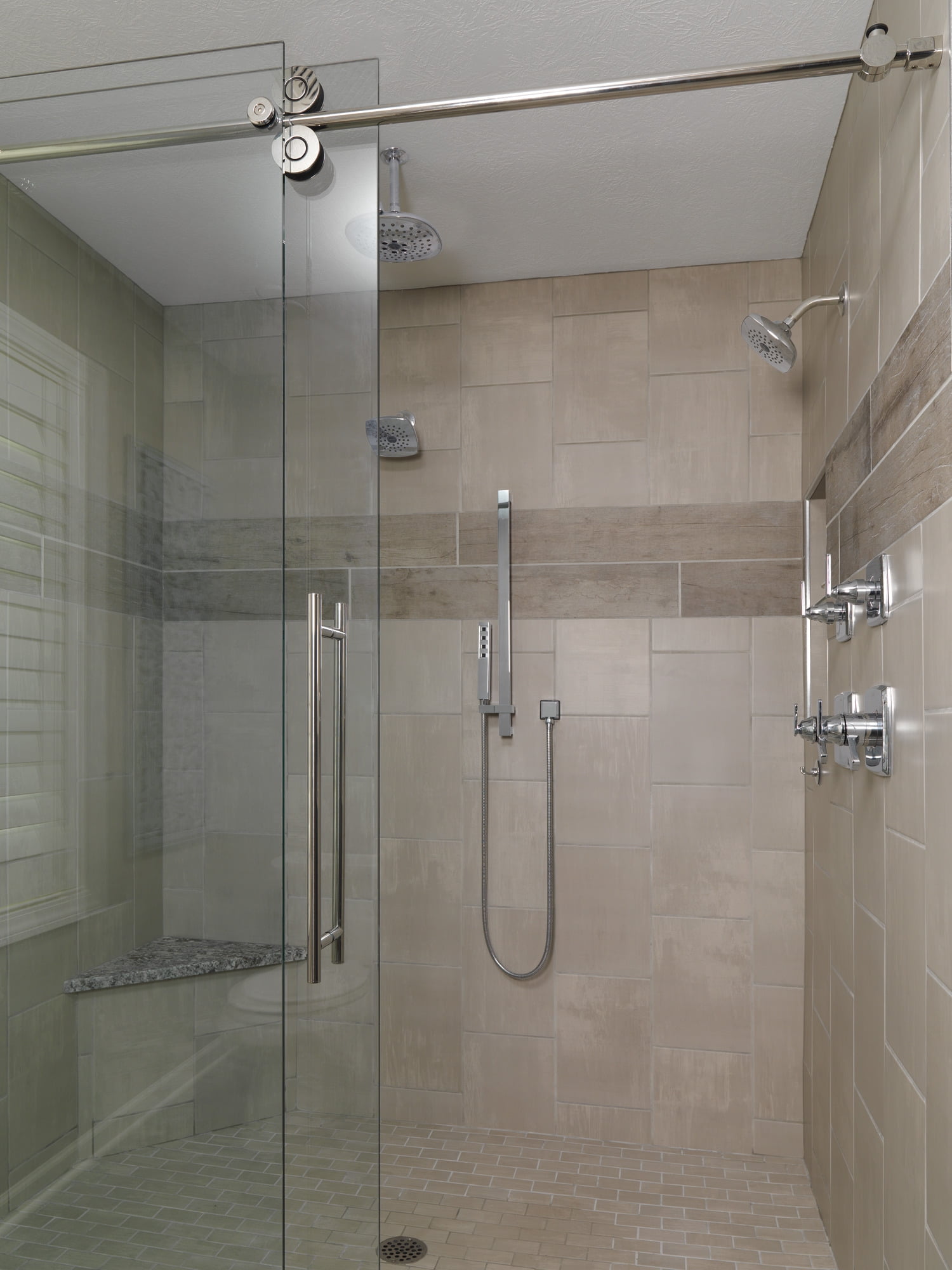 Delta Ceiling Mount Shower Arm & Flange in Chrome RP61058