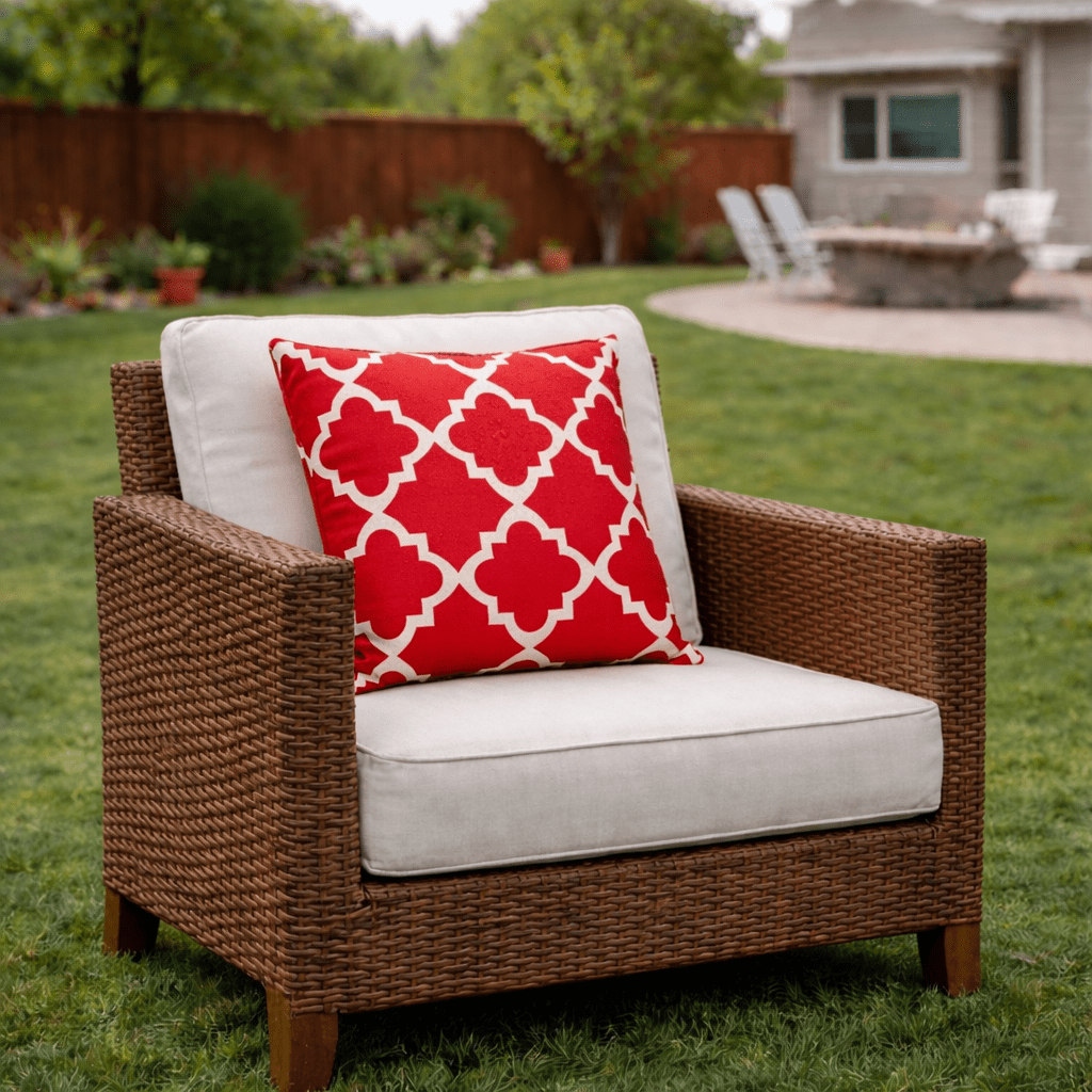 2 Pack Outdoor Throw Pillows, Waterproof & Fade-Resistant Patio Cushions, 18x18 Inch Decorative Outdoor Pillows for Garden, Porch, Balcony & Poolside Furniture