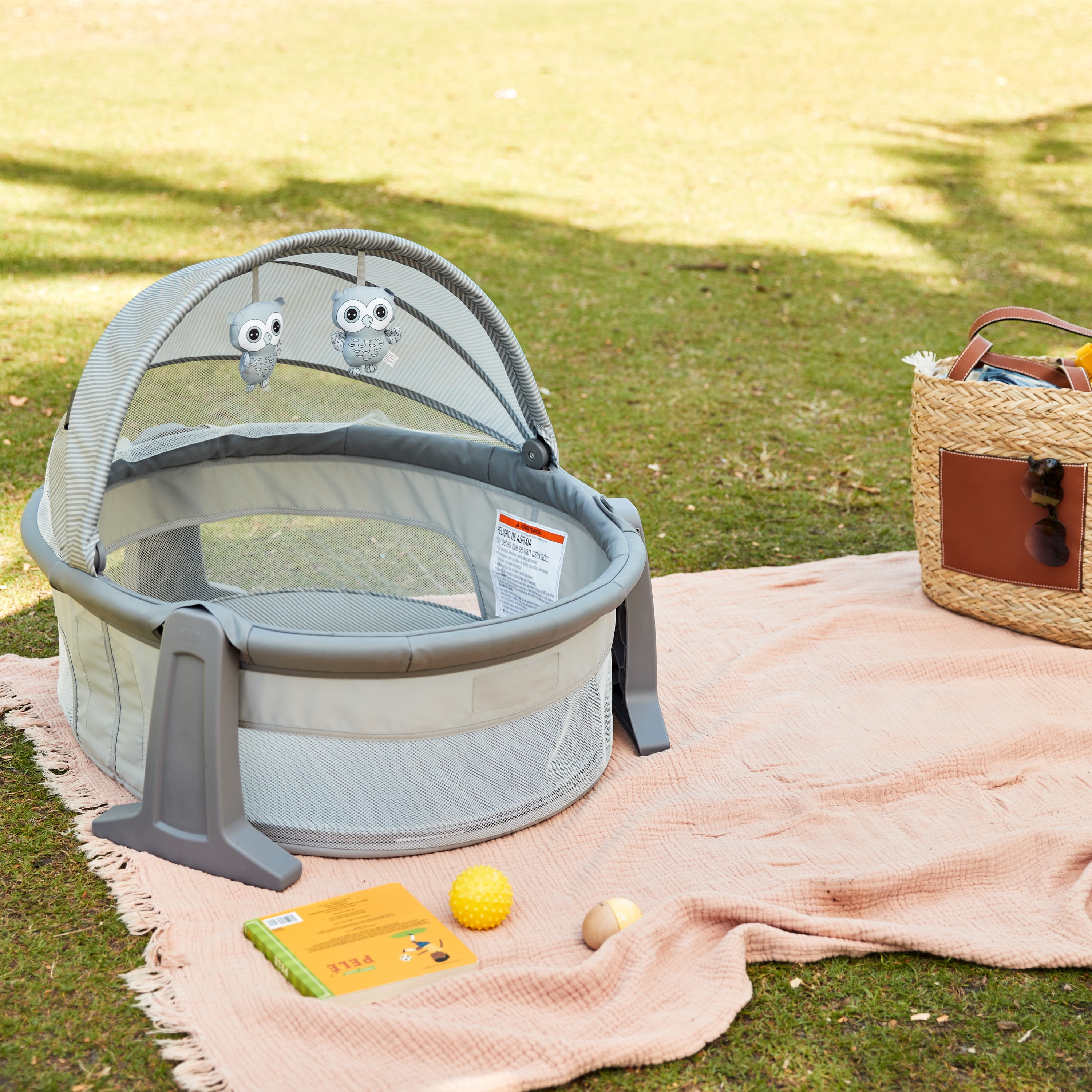 Safety 1ˢᵗ Sleepy Traveler Infant Bassinet, Dreamscape
