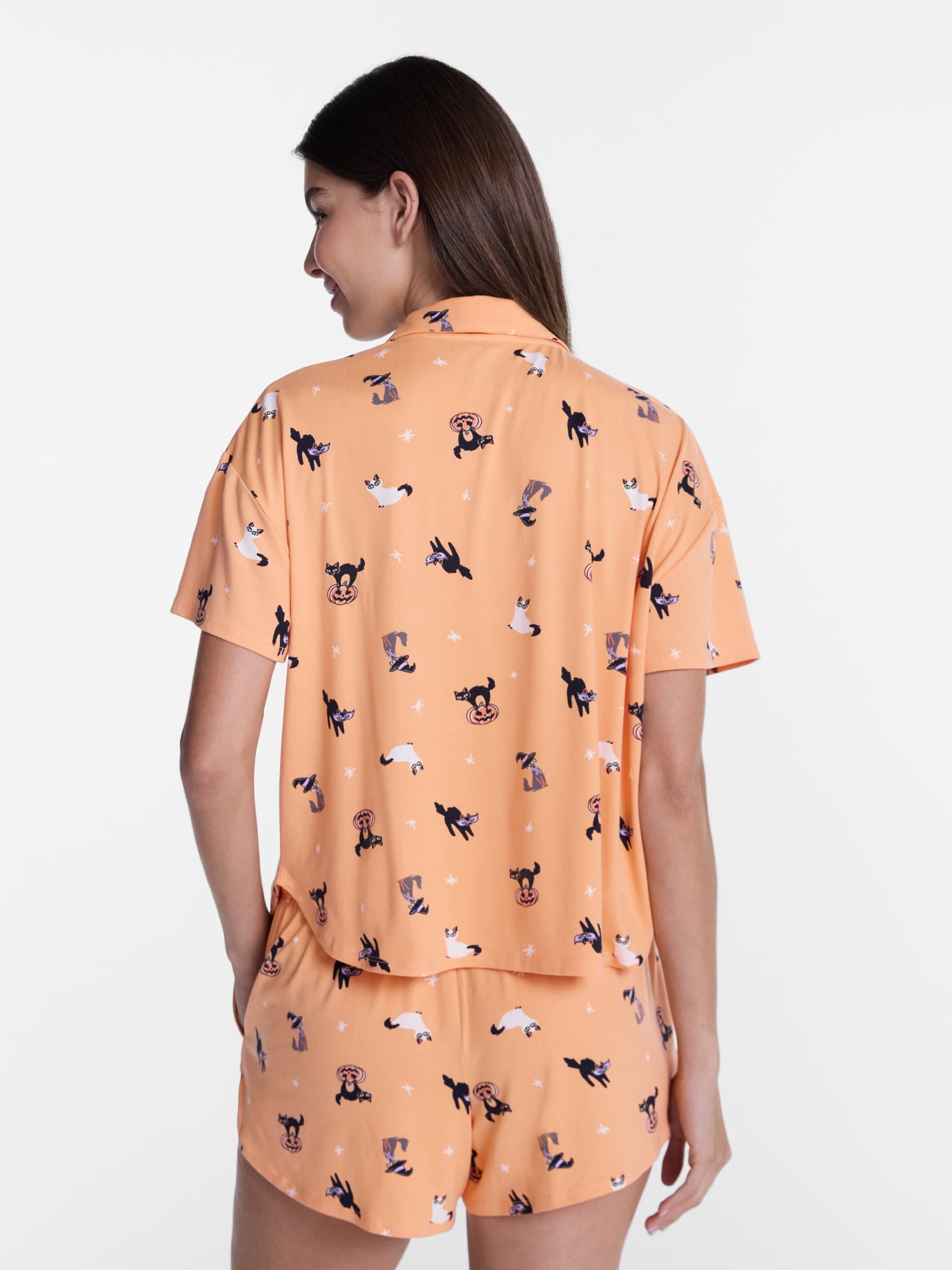 Halloween Women's Notched Top and Shorts Pajama Set from Way to Celebrate, 2-Piece, Sizes XS-3X