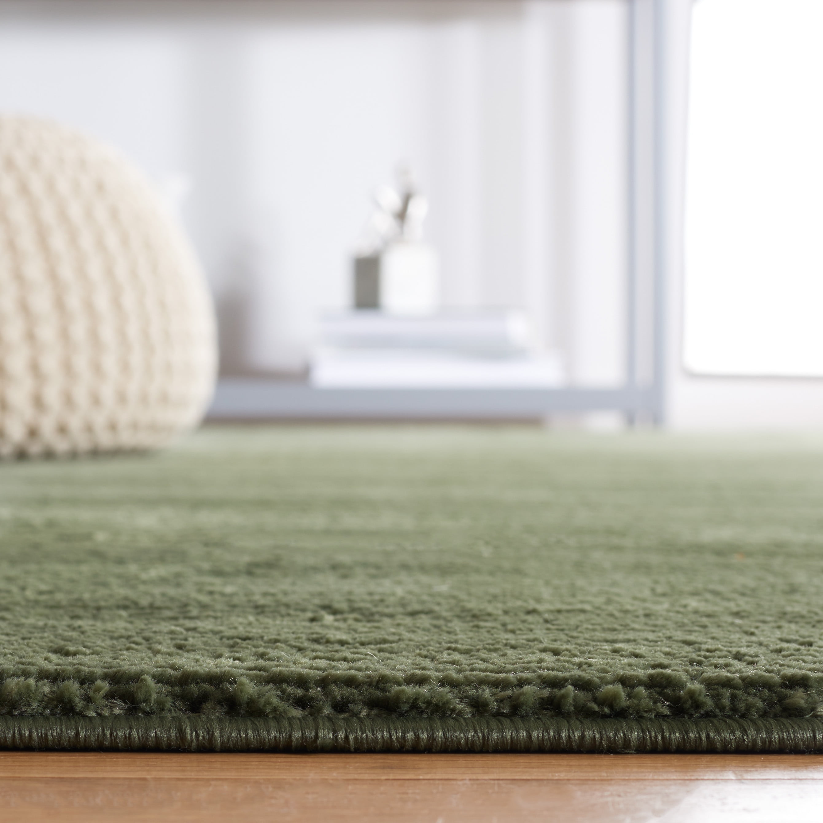 SAFAVIEH Revive Hyram Solid Polyester Area Rug, Green, 8' x 10'