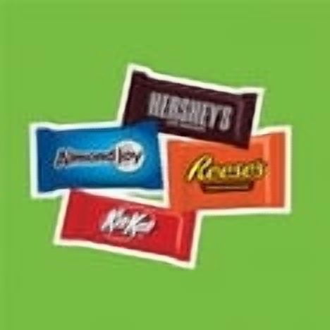 Hershey Assorted Chocolate Flavored Snack Size Candy, Jumbo Pack 15.57 oz