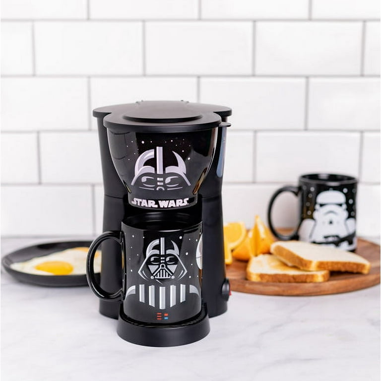 Uncanny Brands Star Wars Darth Vader & Stormtrooper Coffee Maker Set