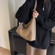 thumbnail image 5 of Bolso de hombro grande para mujer bolso informal para las axilas bolso suave bolso Hobo bolso de viaje, 5 of 9