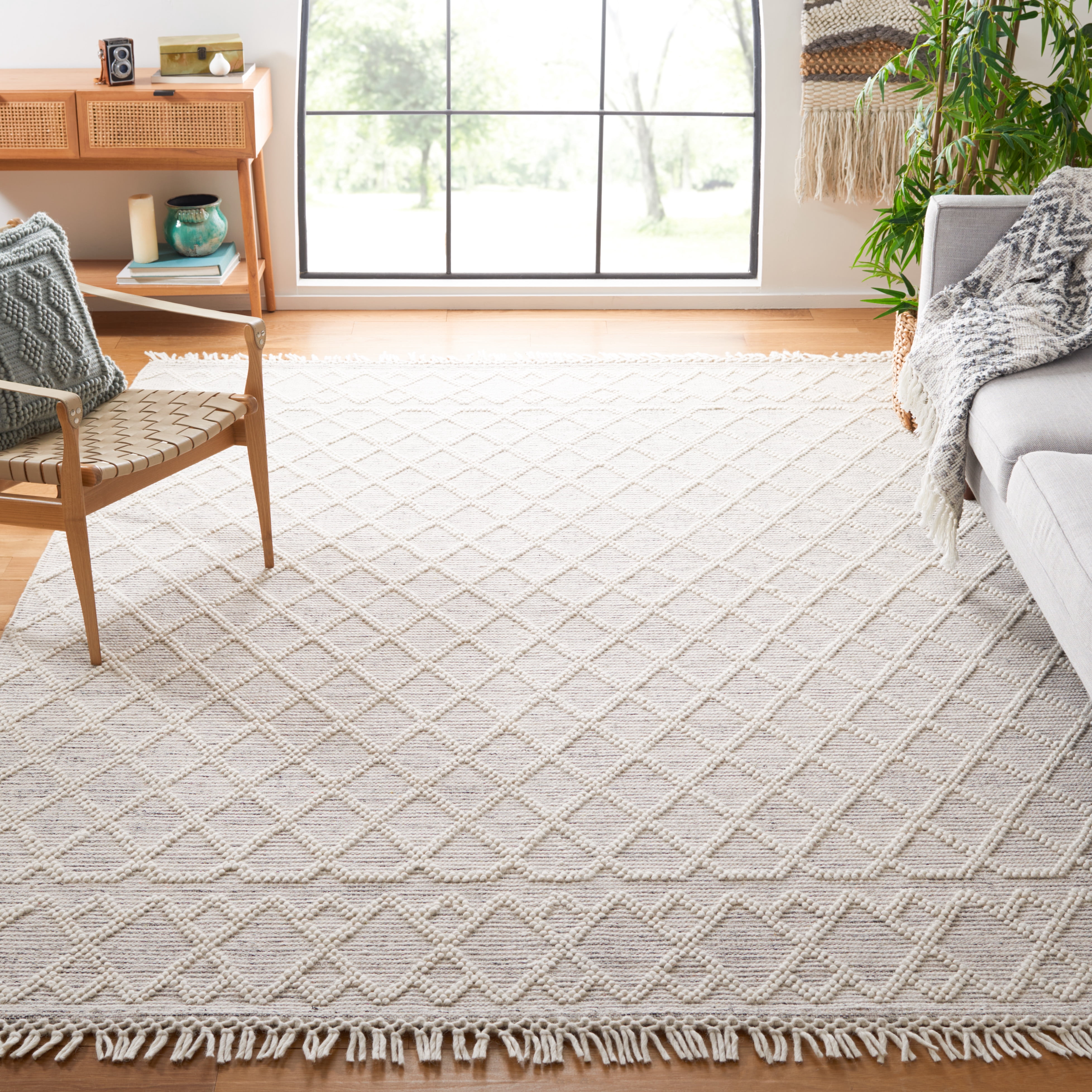 SAFAVIEH Vermont Willard Trellis Area Rug, Black/Ivory, 8' x 10'