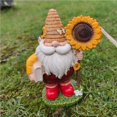 thumbnail image 3 of Naiovety Resina Abeja Jardín Estatuilla Fadeless Campana Muñeca Decoración al aire libre Gnomo de abeja realista Exquisita estatua de césped Jardín y Patio, 3 of 6