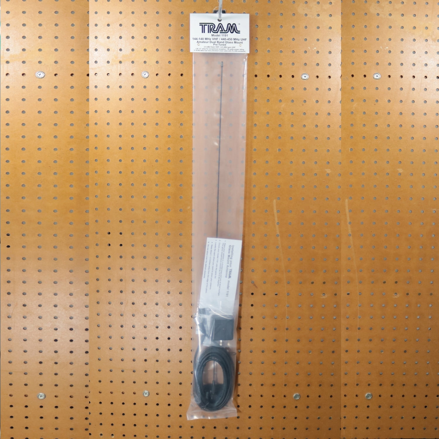 Tram 50-Watt Pretuned Dual-Band 144 MHz to 148 MHz VHF/440 MHz to 450 MHz UHF Amateur Radio Antenna Kit with Glass Mount and Cable