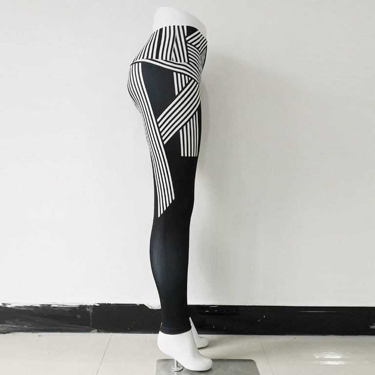 Women Legging With Pockets - Black Geometric Print