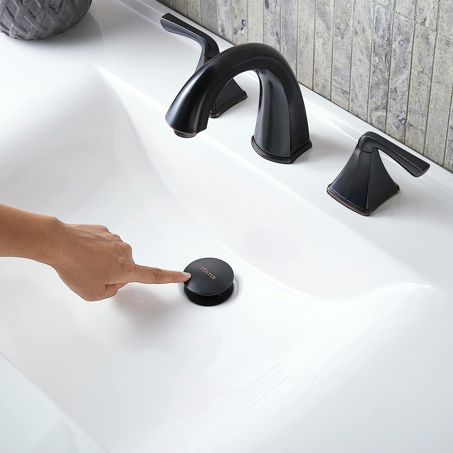 Pfister Selia Tuscan Bronze 2-Handle Widespread WaterSense Bathroom Faucet