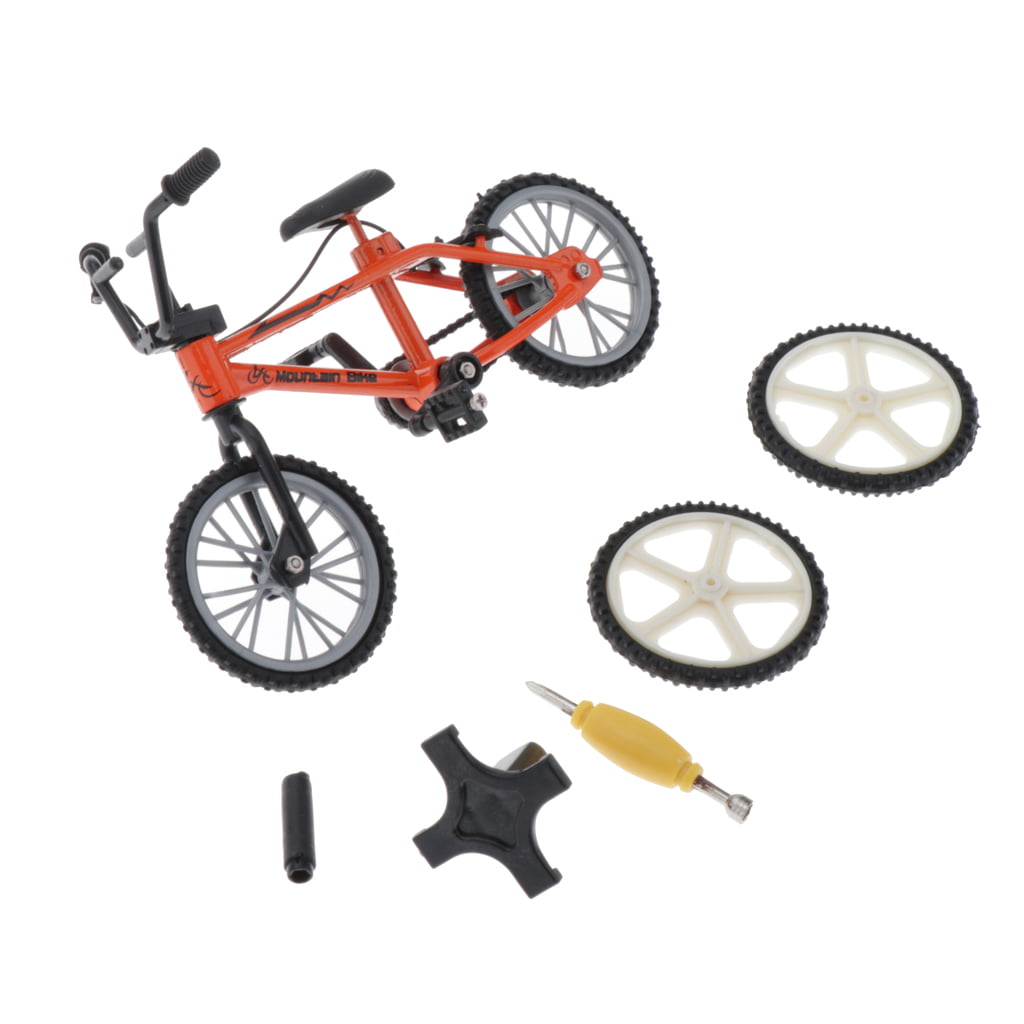 4x 1/24th Mini BMX Bicycle Toys Finger Bike Diecast Model Stocking Fillers 