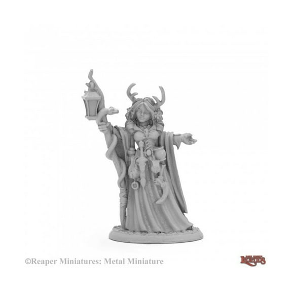 Dark Heaven Legends: ReaperCon Iconic: Bonehenge Priestess