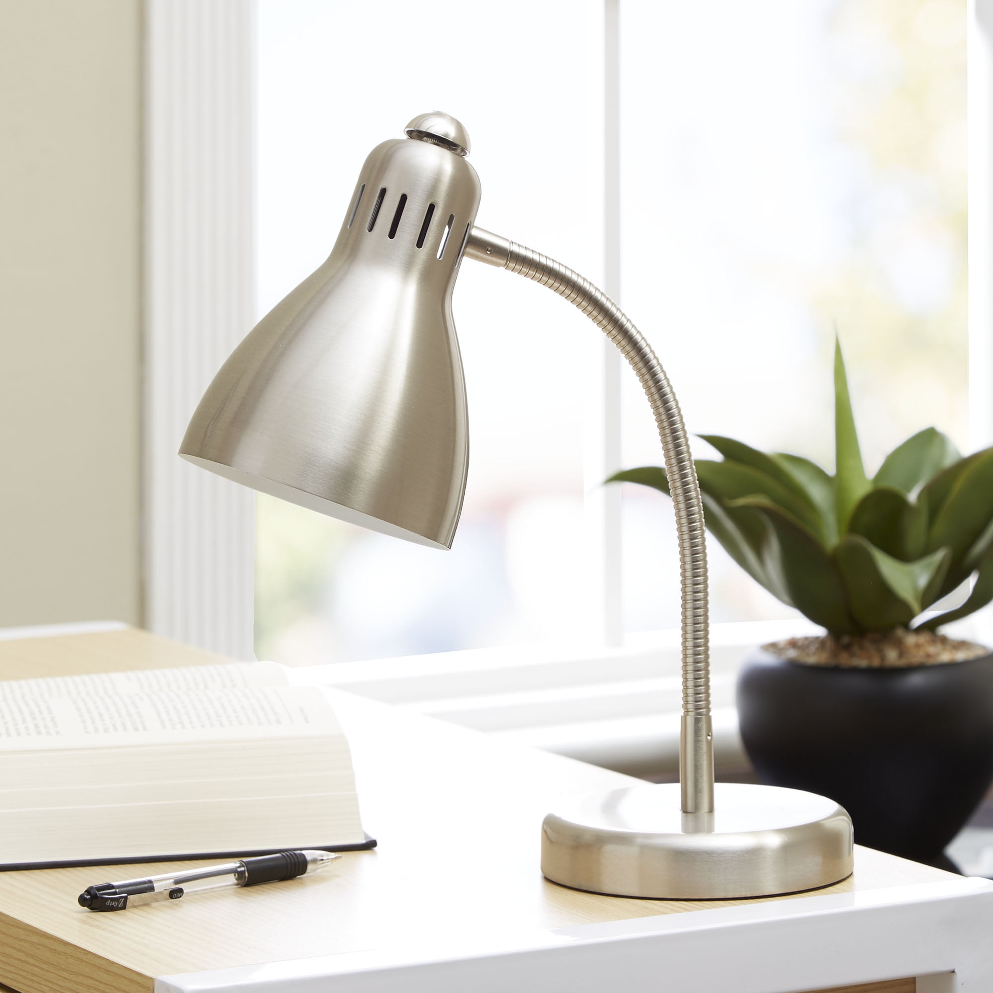 Mainstays Metal Gooseneck Desk Lamp, Sliver