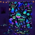 thumbnail image 4 of FRAMICS Ensembles de Rideaux de Douche Blacklight d'Halloween avec Tapis, Ensembles de Salle de Bain 16 Pcs Colorés Pumpkin Ghost, Décor de Rideau de Salle de Bain en Tissu Imperméable avec Crochets, 4 of 10