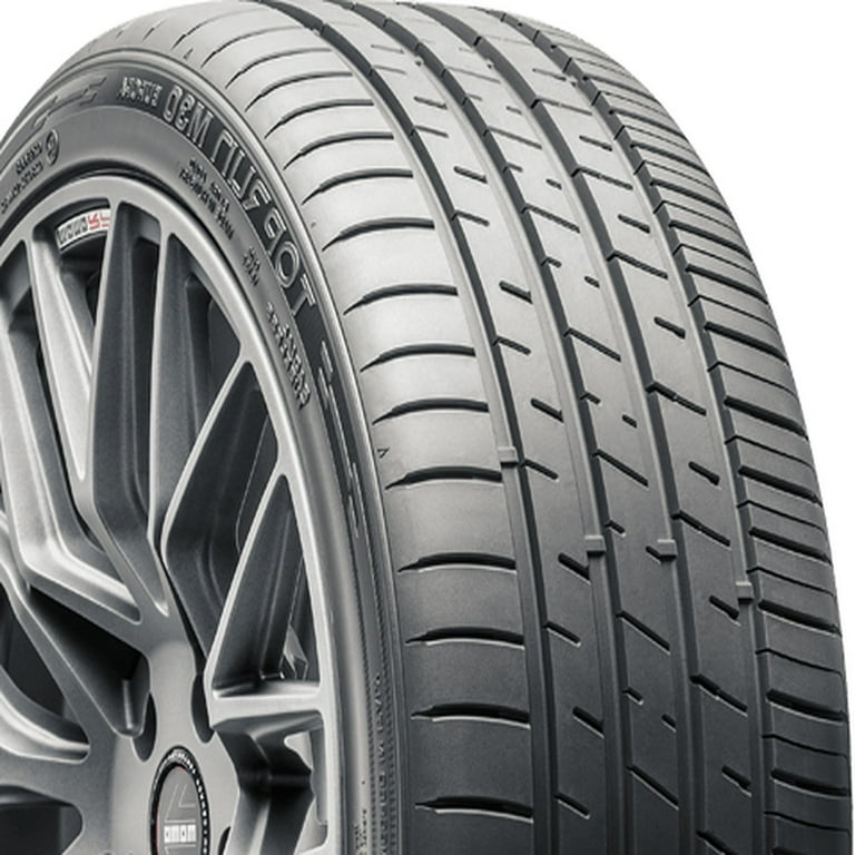 Momo Toprun M30 Europa UHP Summer 215/45R16 90W Passenger