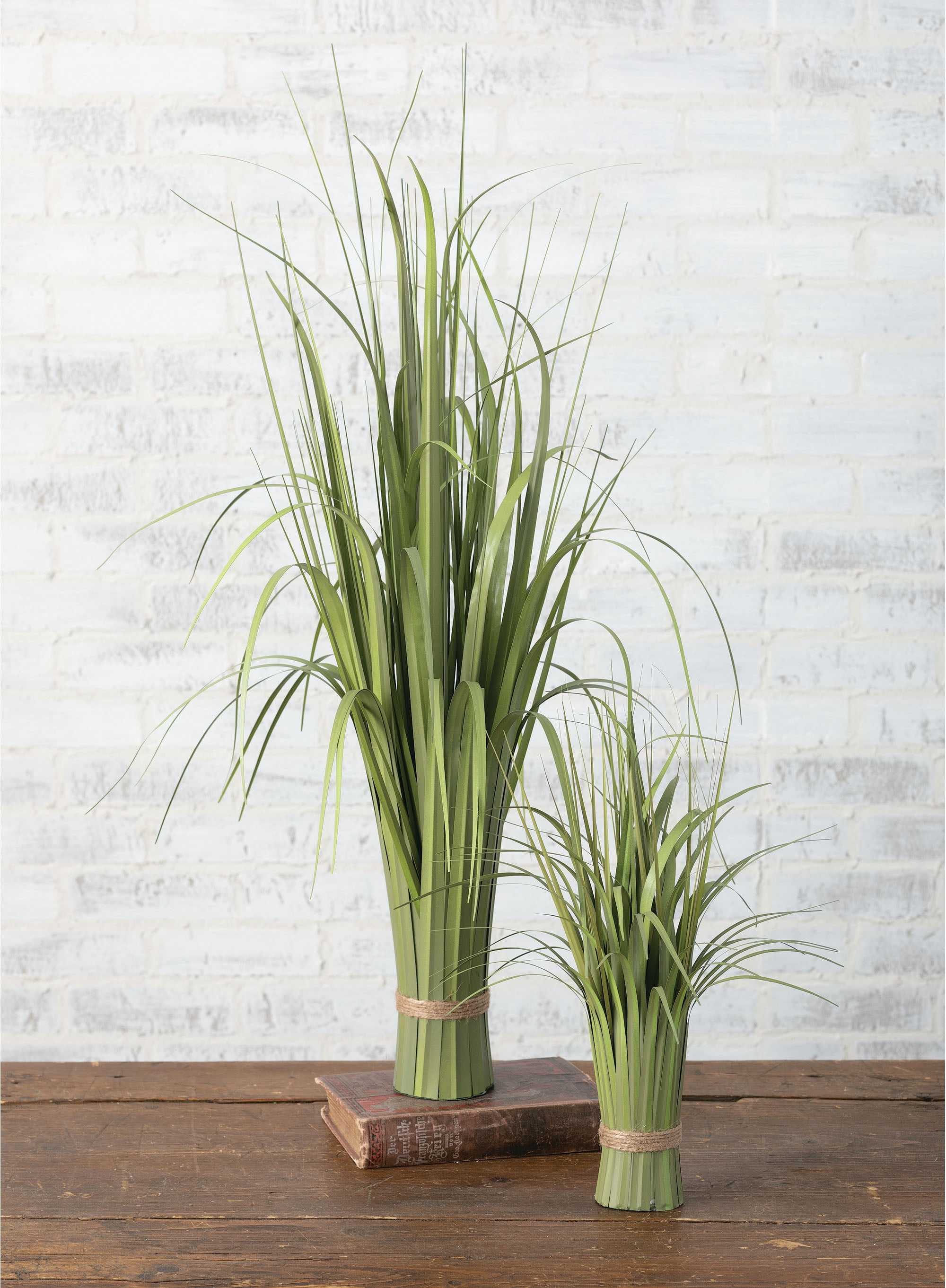 Sullivans Artificial Grass Stand 35"H Green