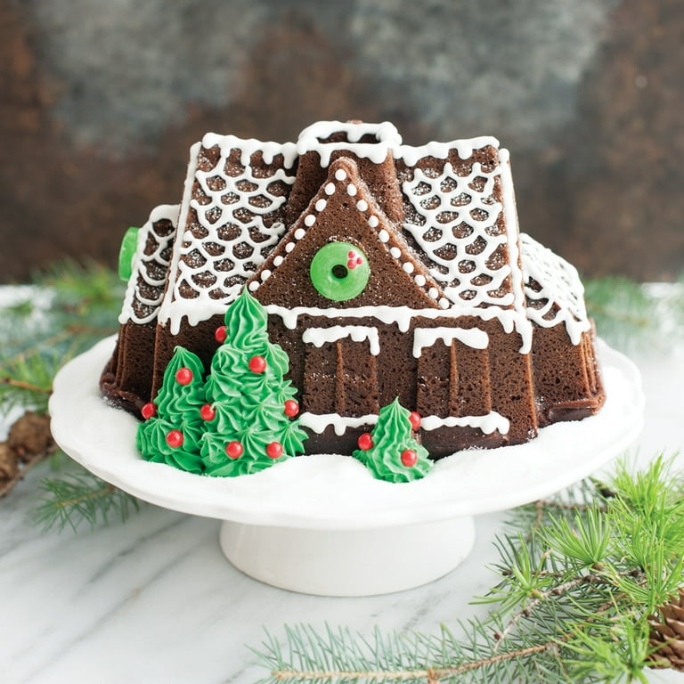  Nordic Ware Holiday Bundt Tree Pan: Christmas Tree Bundt Pan:  Home & Kitchen