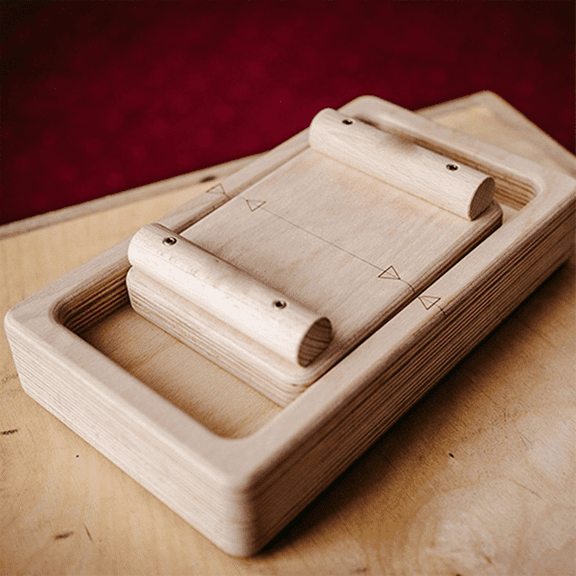 Finger Exerciser, Wooden Finger and Wrist Trainer, Interactive Finger Wrist Competition Board, Tug of War for Climber