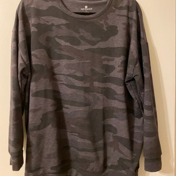 Tuff Athletics Womens Crewneck Sweatshirt,Camo,S