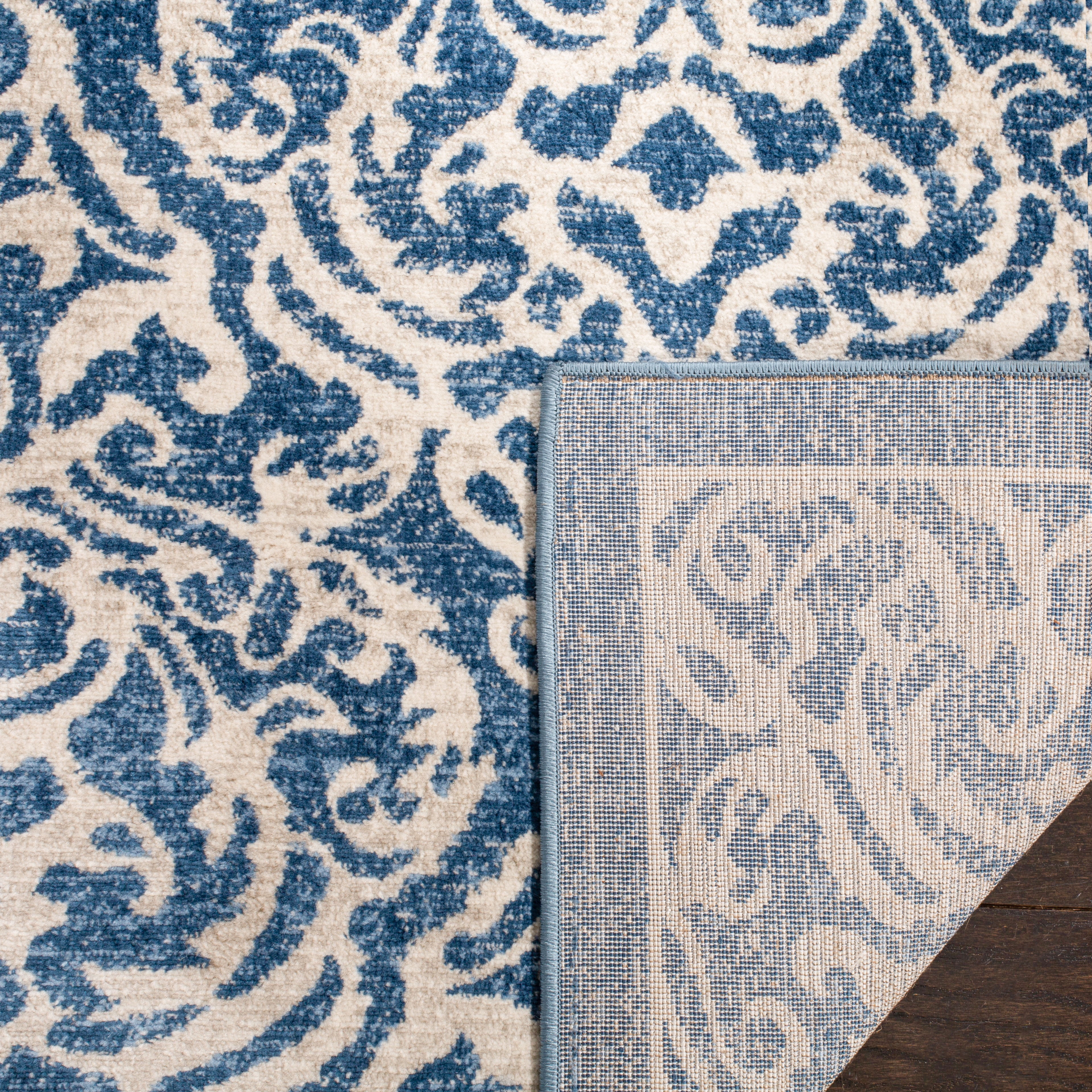 SAFAVIEH Brentwood Dilara Damask Area Rug, 2' x 4', Navy/Cream